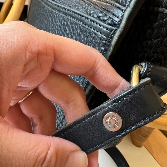 Vintage Dooney and Bourke Essex Pebbled Leather Purse - Picture 4 of 9